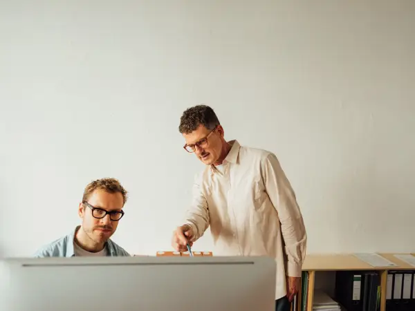 Standarde înalte de securitate și acces