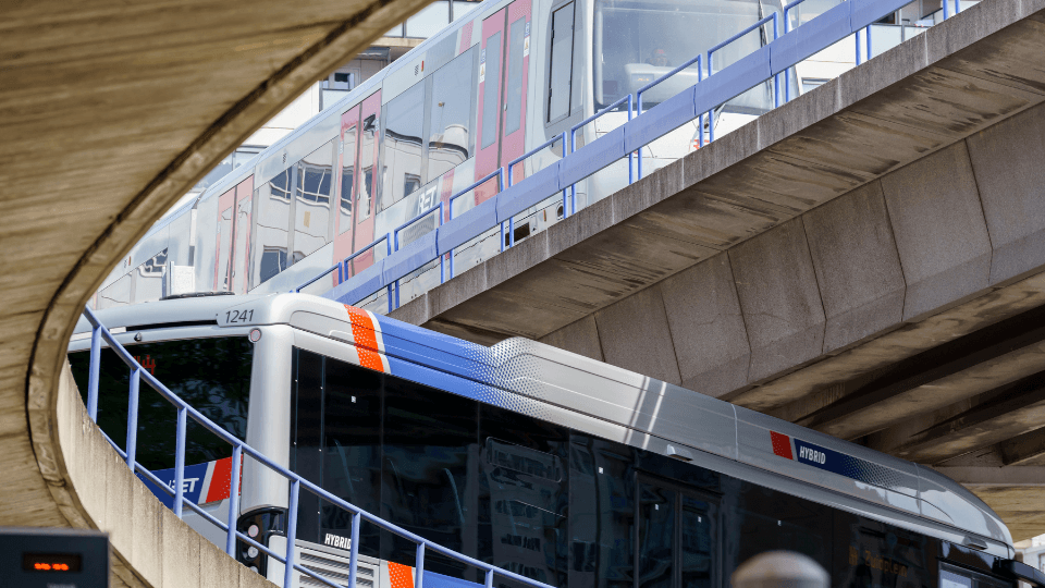 RET SD Worx Bus Metro